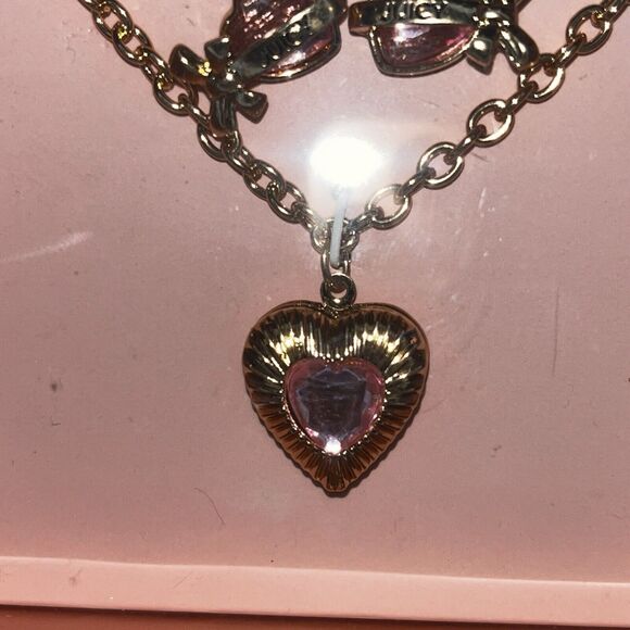 New Juicy Couture Pink Charm Necklace & Earrings, Heart Set Gold Tone Stud Boxed - Picture 3 of 6
